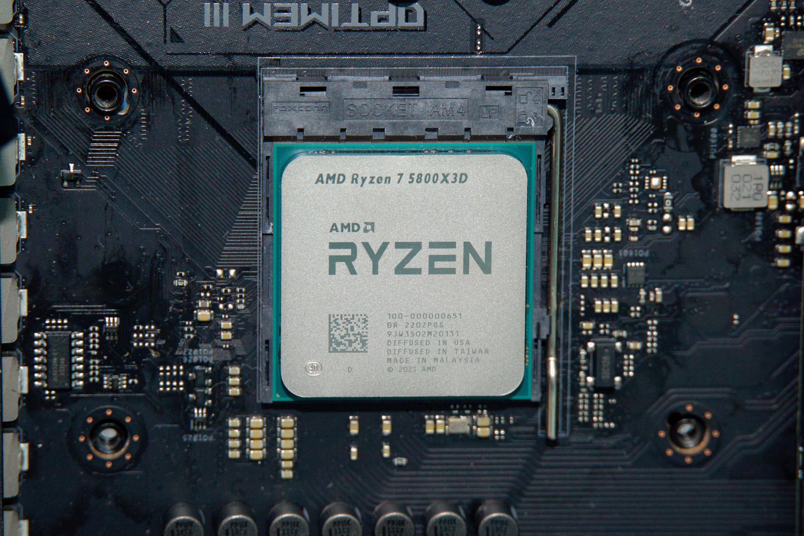 AMD-chip-Ryzen-7-5800X3D